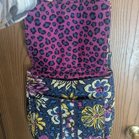 Vera Bradley African Violet Retired Messenger Bag with Adjustable Shoulder Strap - Picture 4 of 5
